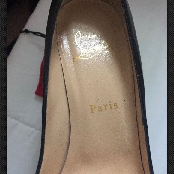 Louis Vuitton's - Picture 3 of 7